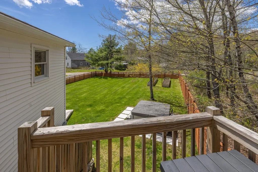 3074 Camden Road Warren ME 04864
