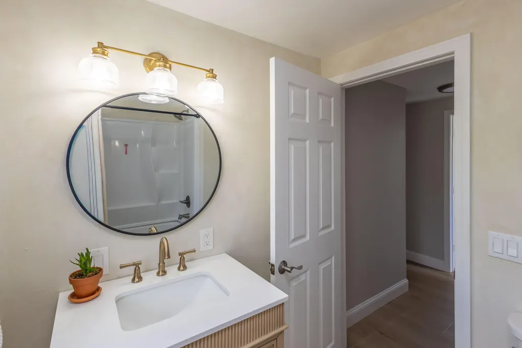 3074 Camden Road Warren ME 04864