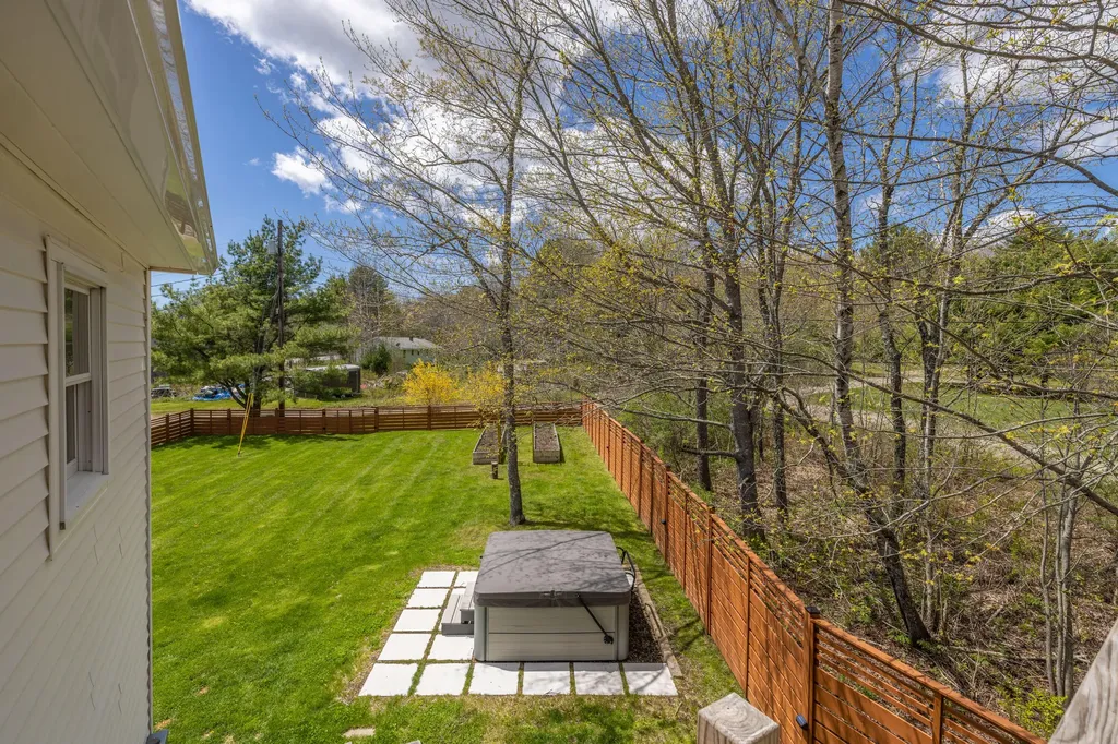 3074 Camden Road Warren ME 04864