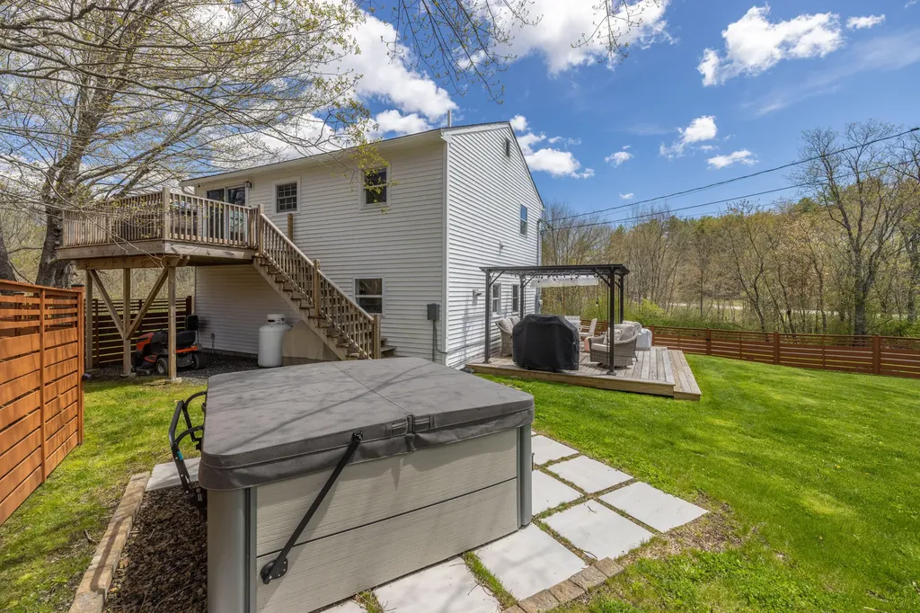 3074 Camden Road Warren ME 04864