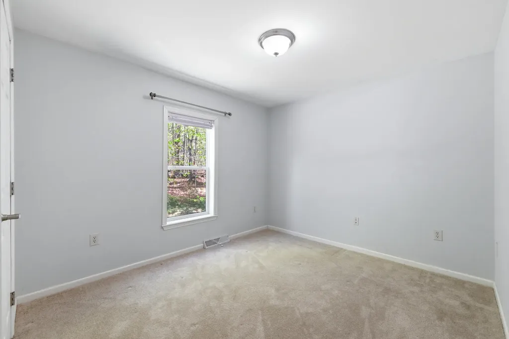46 Caslyn Drive Eliot ME 03903