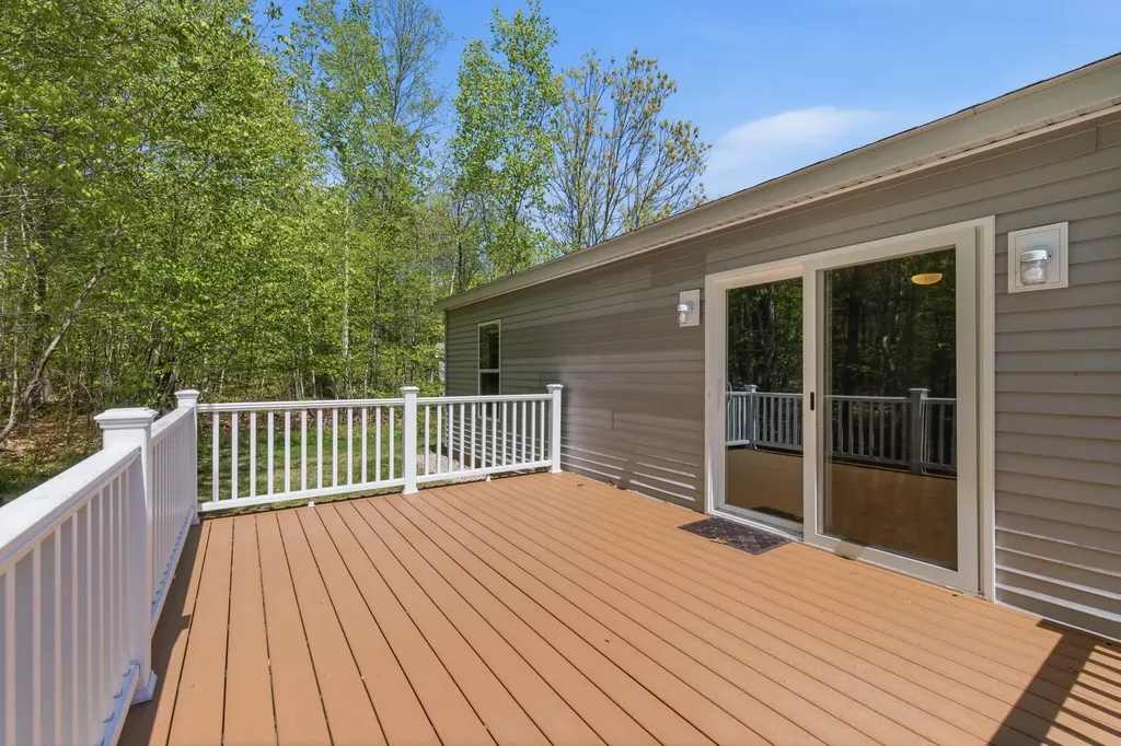 46 Caslyn Drive Eliot ME 03903