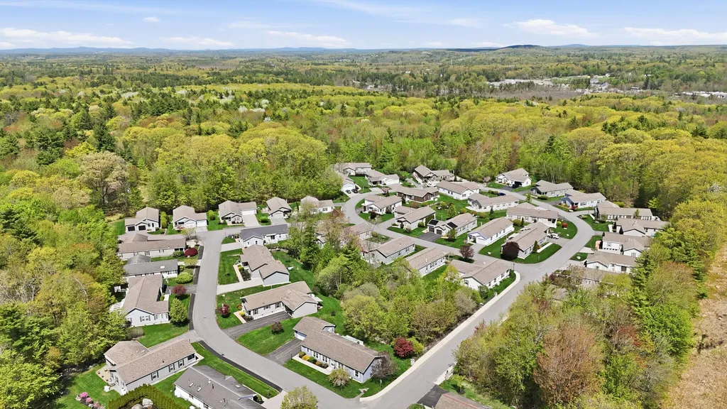 46 Caslyn Drive Eliot ME 03903