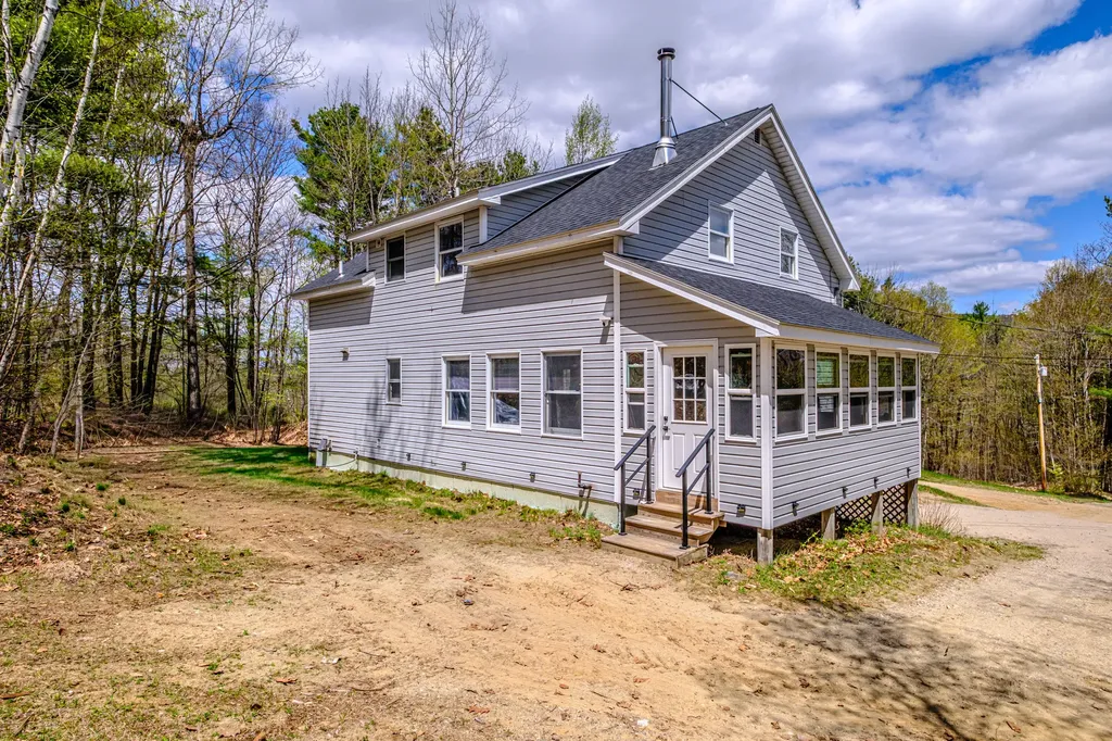263 King Hill Road Paris ME 04281