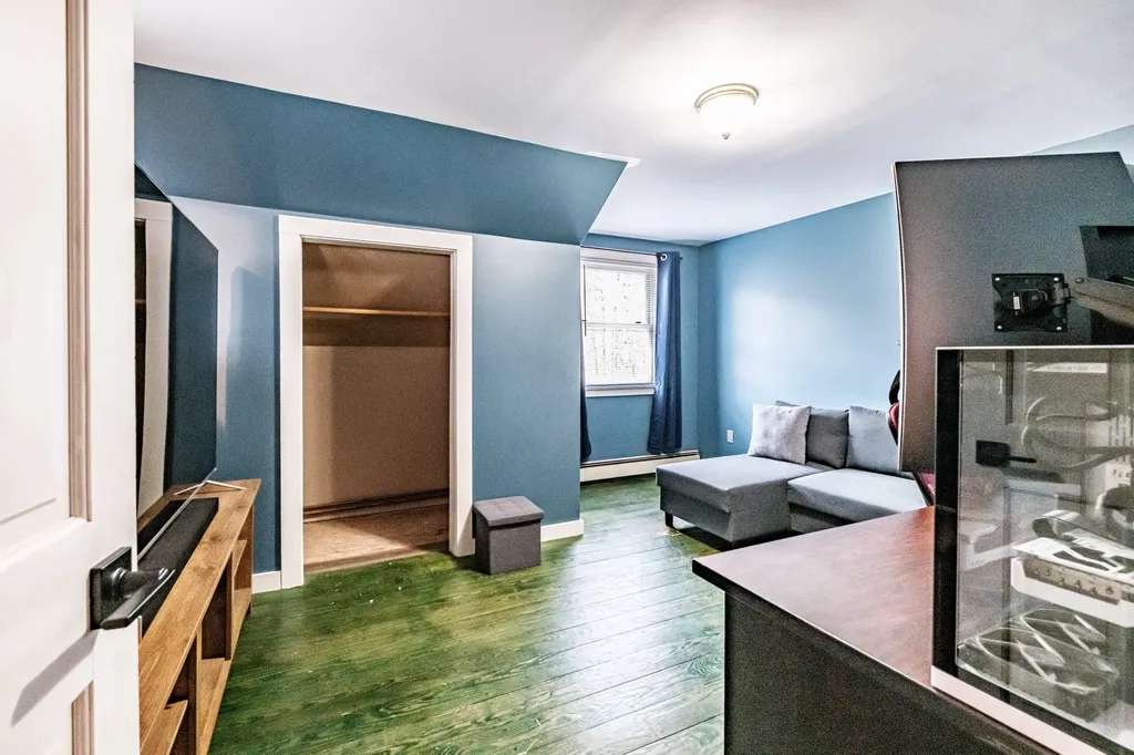 263 King Hill Road Paris ME 04281