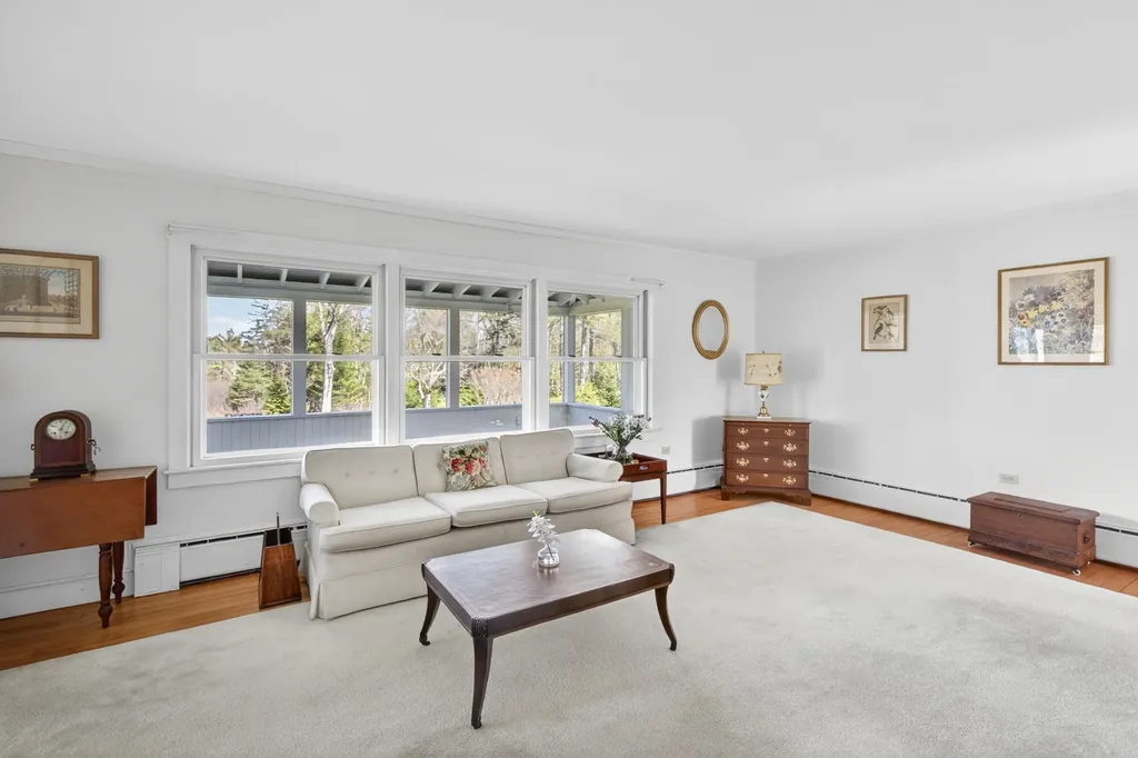 154 Chestnut Street Camden ME 04843