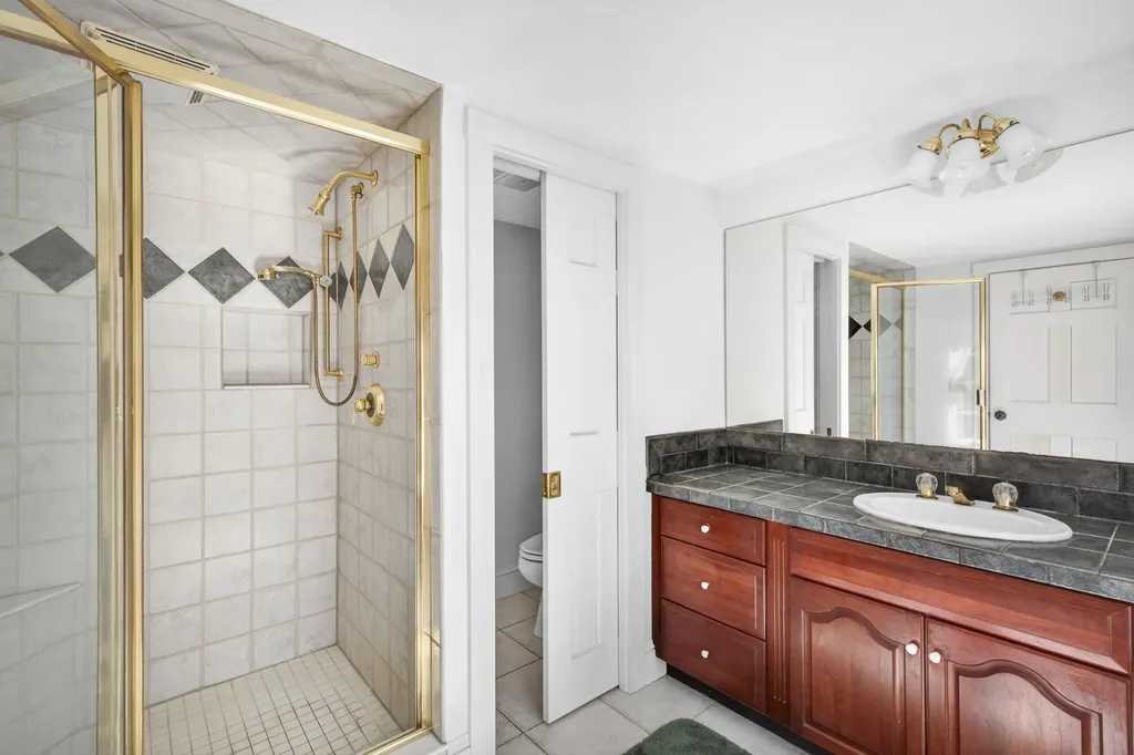 154 Chestnut Street Camden ME 04843