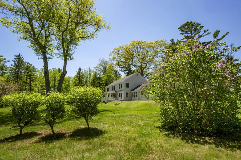 154 Chestnut Street Camden ME 04843