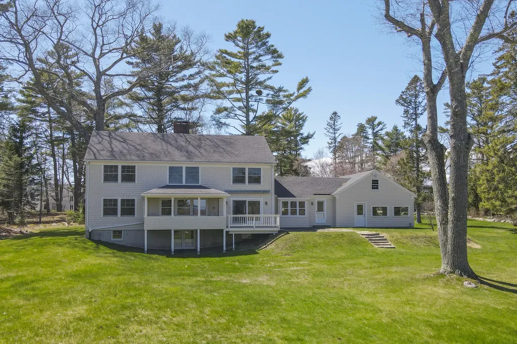 154 Chestnut Street Camden ME 04843