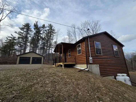 16 Oldham Saint Albans ME 04971