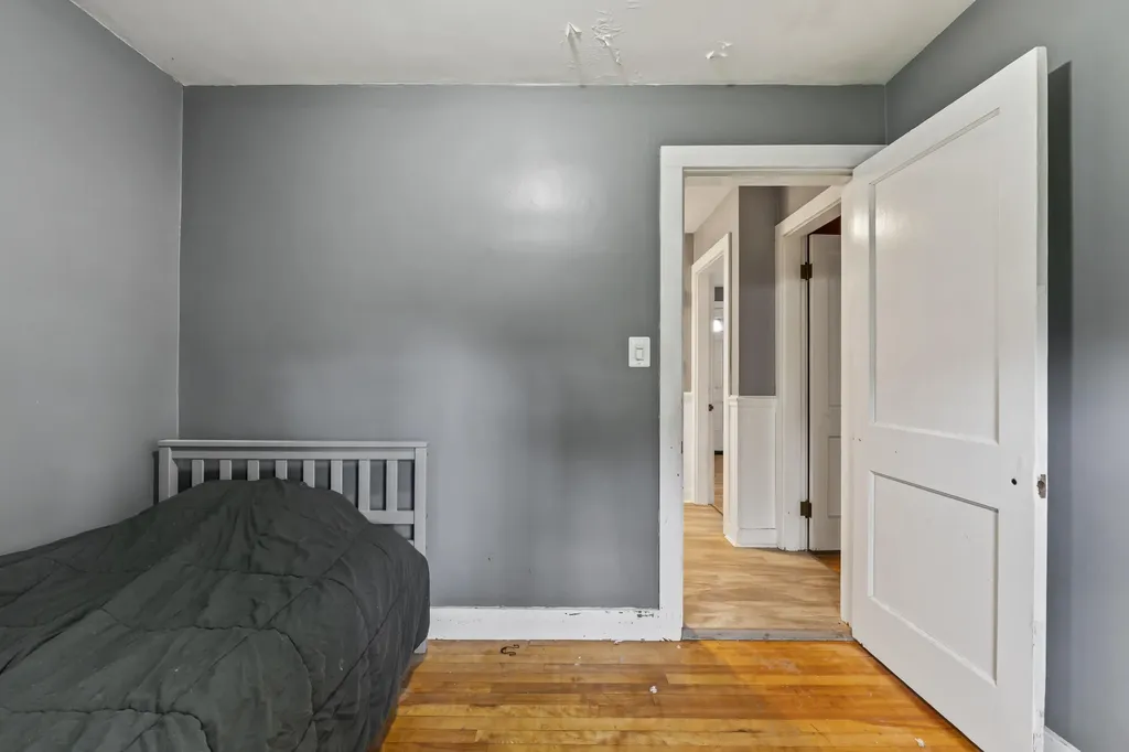 6 Hillside Avenue Biddeford ME 04005