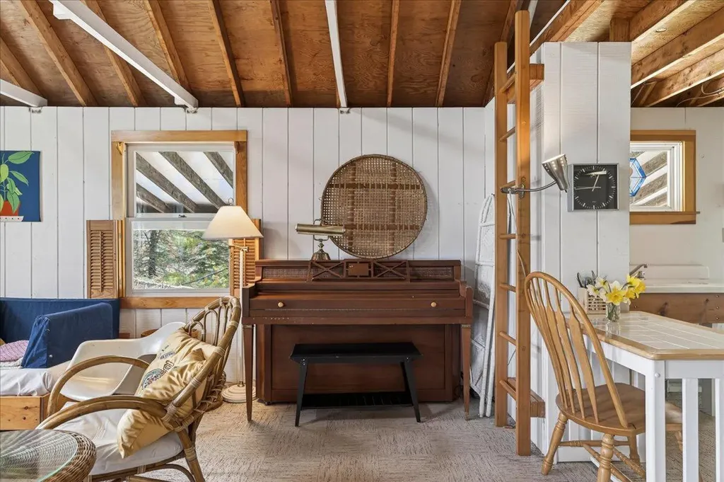14 Tidal Creek Road Brooksville ME 04642