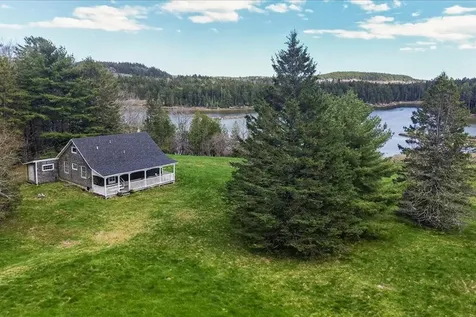 14 Tidal Creek Road Brooksville ME 04642