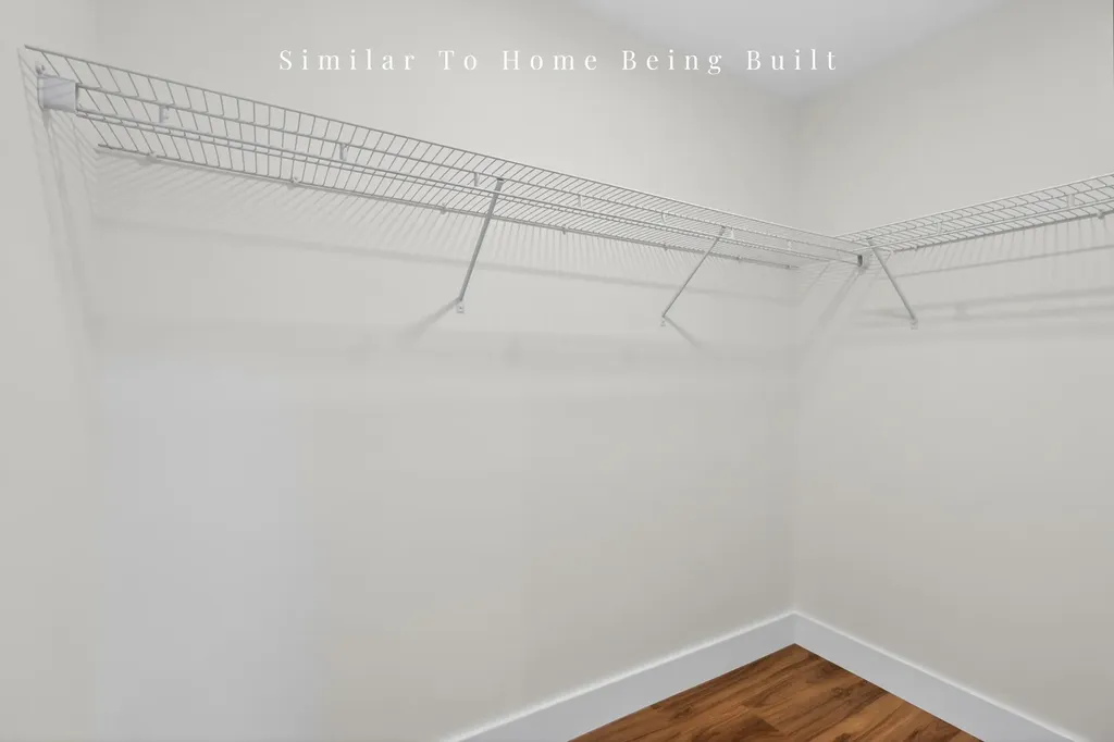 17 Middle Road Kennebunk ME 04043