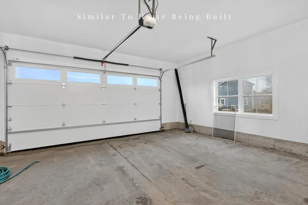 17 Middle Road Kennebunk ME 04043