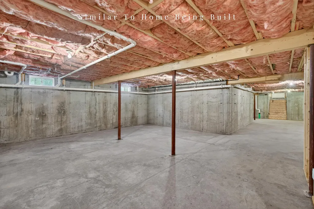 17 Middle Road Kennebunk ME 04043