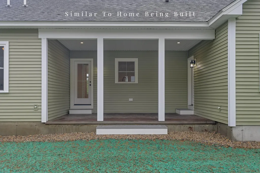 17 Middle Road Kennebunk ME 04043