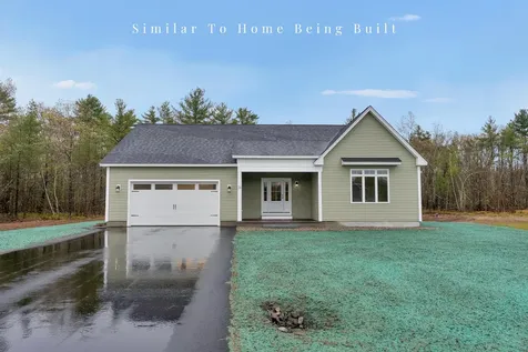 17 Middle Road Kennebunk ME 04043