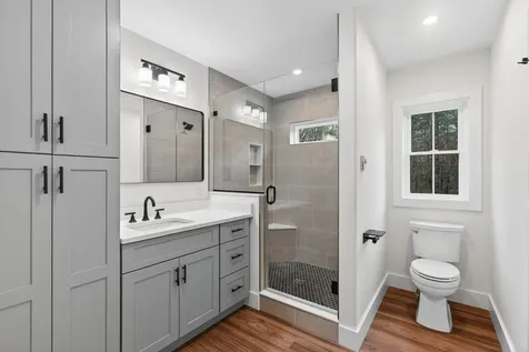 17 Middle Road Kennebunk ME 04043