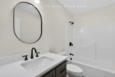 17 Middle Road Kennebunk ME 04043