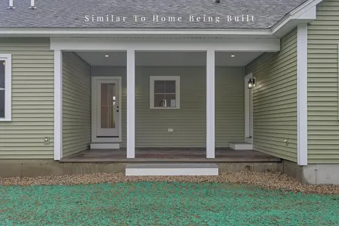 17 Middle Road Kennebunk ME 04043