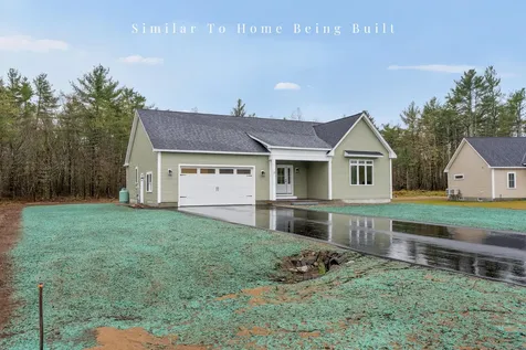 17 Middle Road Kennebunk ME 04043