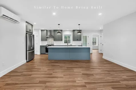 17 Middle Road Kennebunk ME 04043