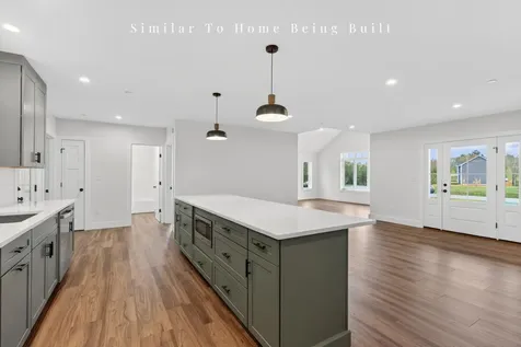 17 Middle Road Kennebunk ME 04043
