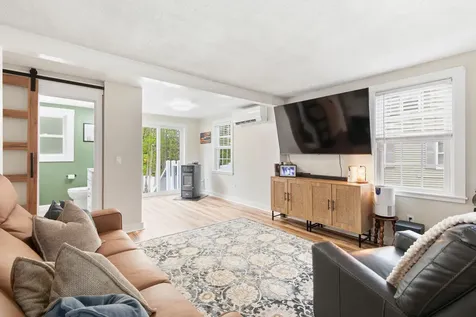 32 Eliot Street South Portland ME 04106
