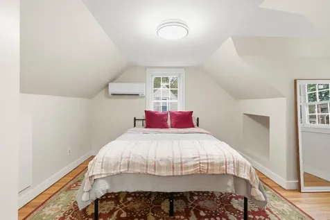 32 Eliot Street South Portland ME 04106