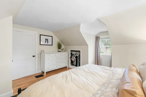 32 Eliot Street South Portland ME 04106