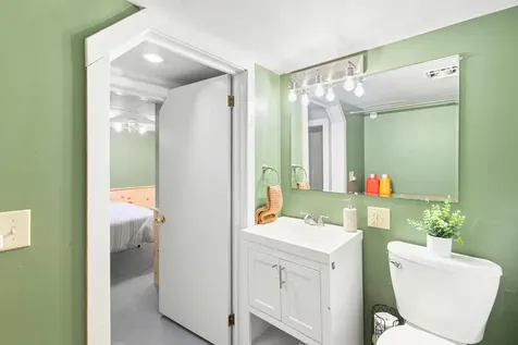 32 Eliot Street South Portland ME 04106