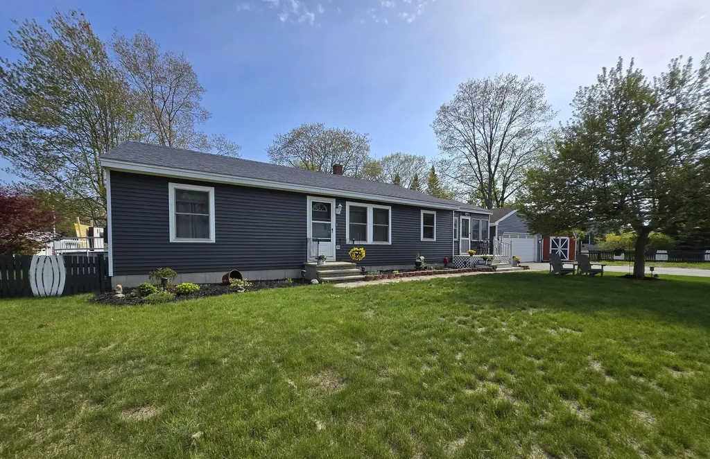 16 Kyle Street Brunswick ME 04011