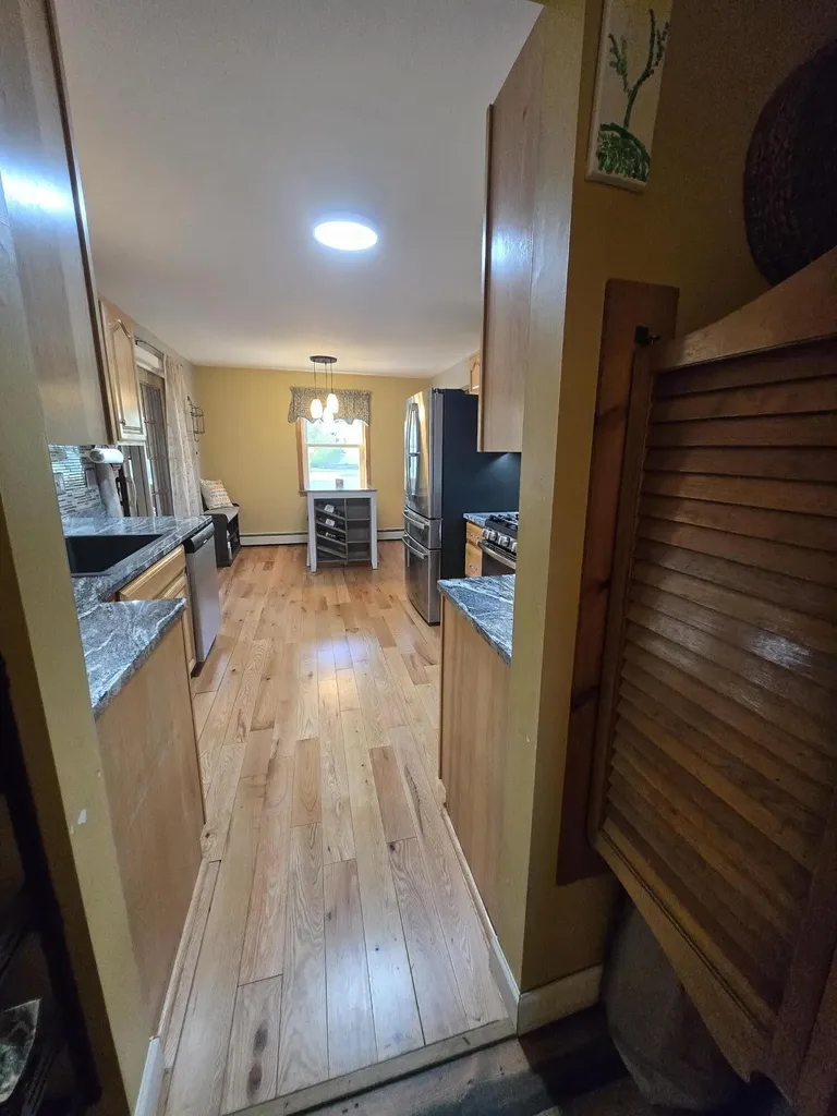 16 Kyle Street Brunswick ME 04011