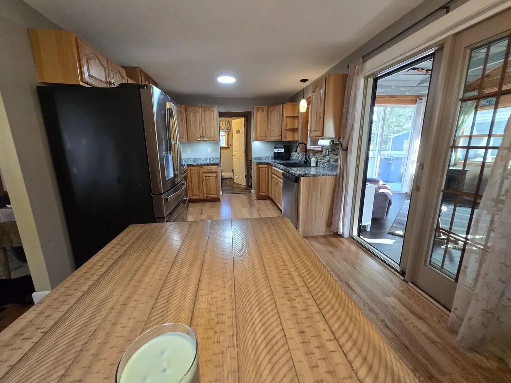 16 Kyle Street Brunswick ME 04011