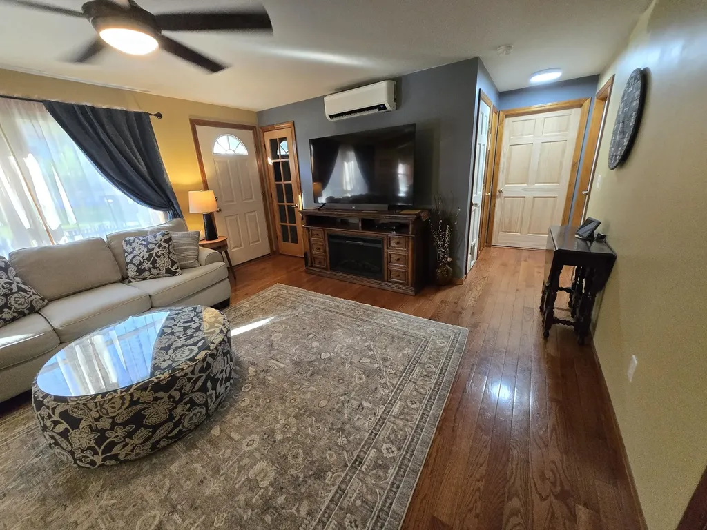 16 Kyle Street Brunswick ME 04011