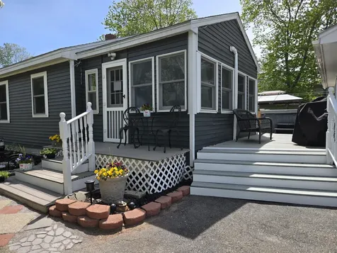 16 Kyle Street Brunswick ME 04011
