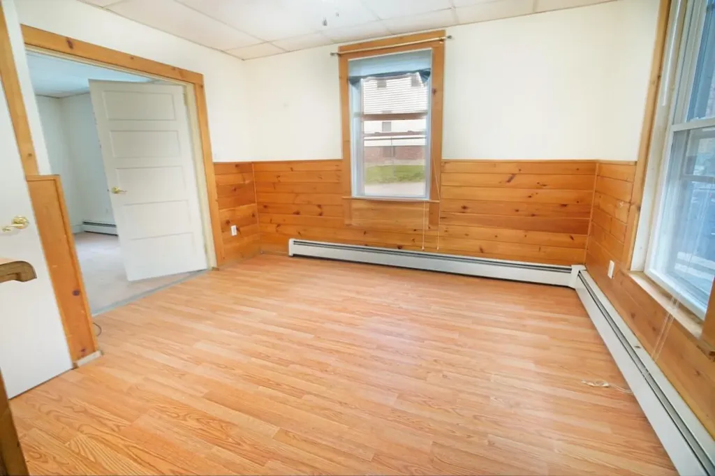 15 Grace Court Bangor ME 04401