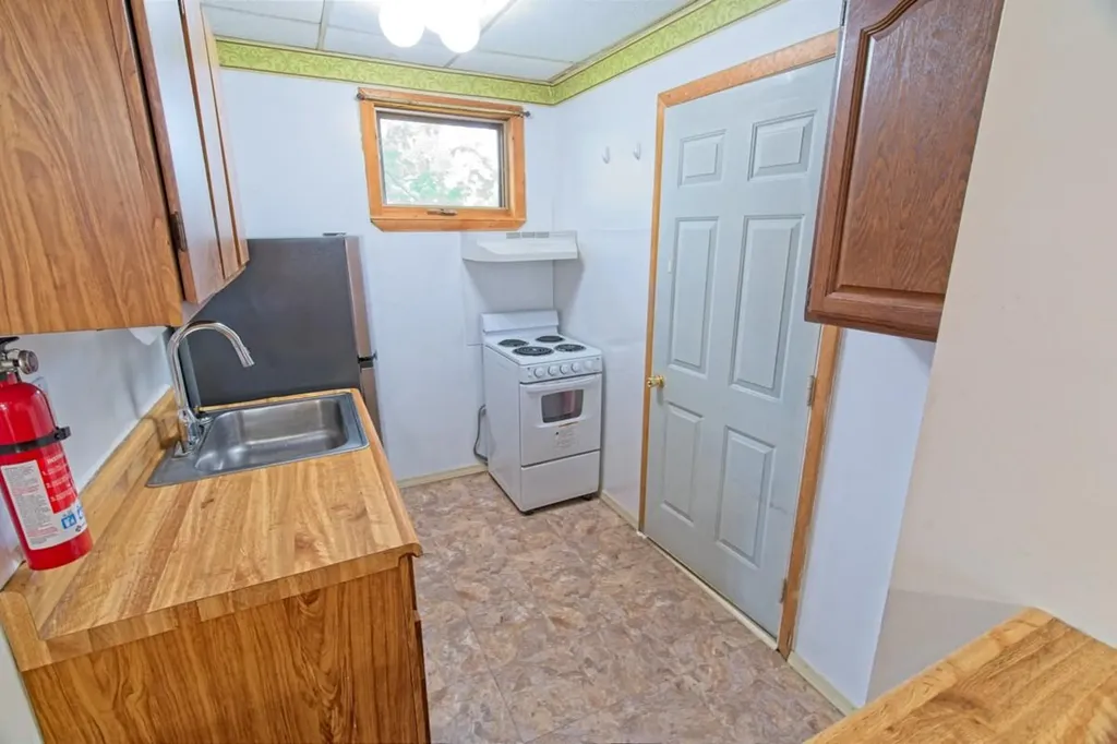 15 Grace Court Bangor ME 04401