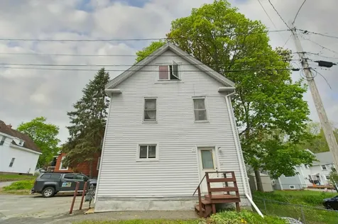 15 Grace Court Bangor ME 04401