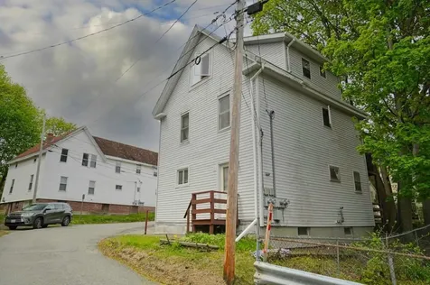 15 Grace Court Bangor ME 04401