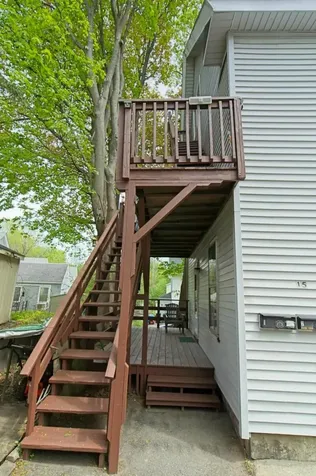 15 Grace Court Bangor ME 04401