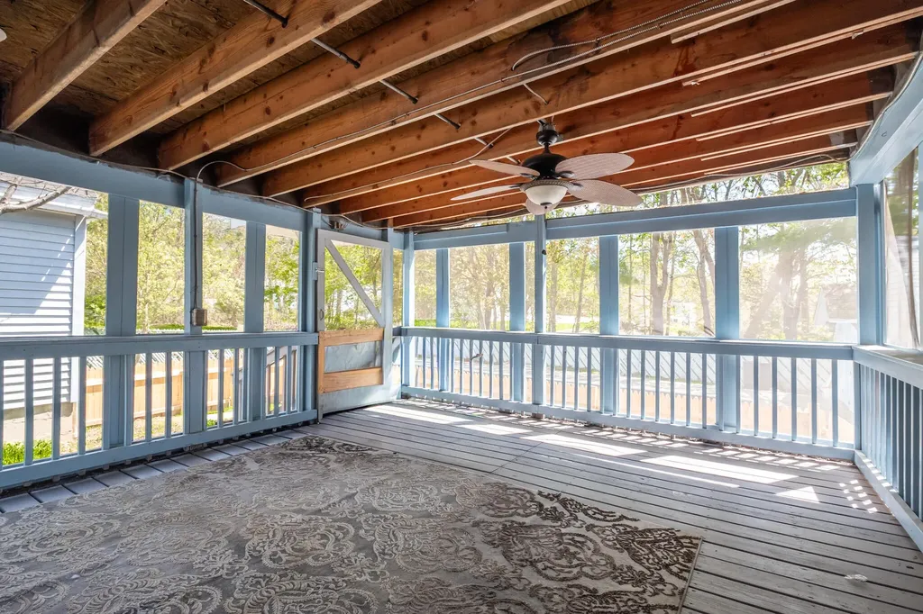 15 Tarr Avenue Lewiston ME 04240