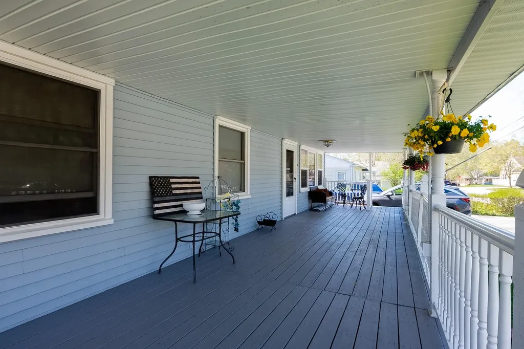 15 Tarr Avenue Lewiston ME 04240