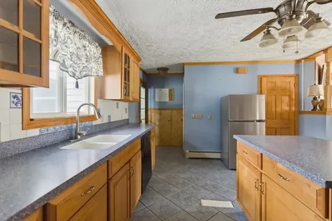 15 Tarr Avenue Lewiston ME 04240