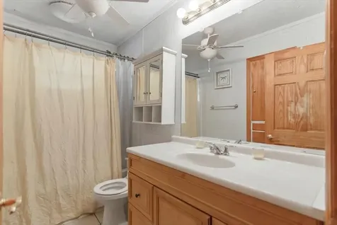 15 Tarr Avenue Lewiston ME 04240