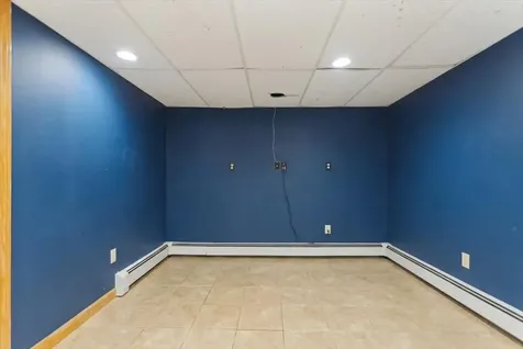15 Tarr Avenue Lewiston ME 04240