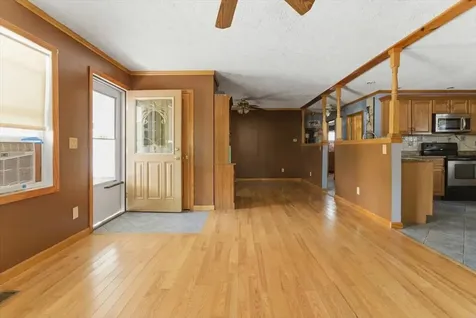 15 Tarr Avenue Lewiston ME 04240