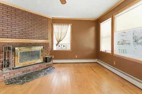 15 Tarr Avenue Lewiston ME 04240