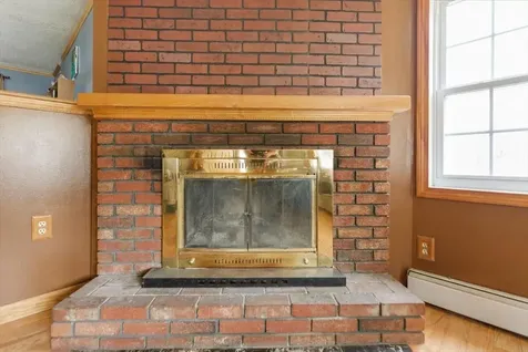 15 Tarr Avenue Lewiston ME 04240
